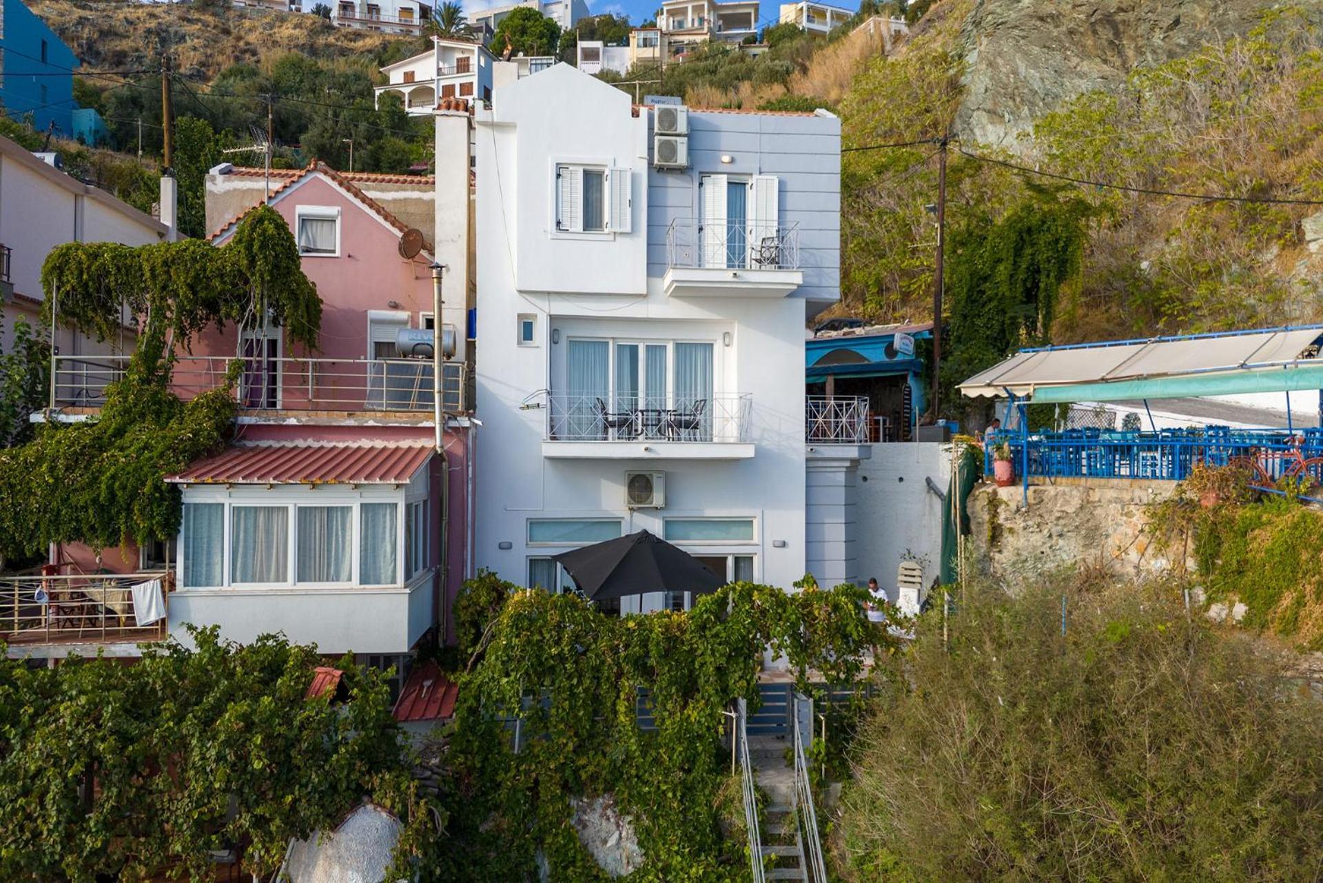 פלומרי Ammoudeli Apartments מראה חיצוני תמונה