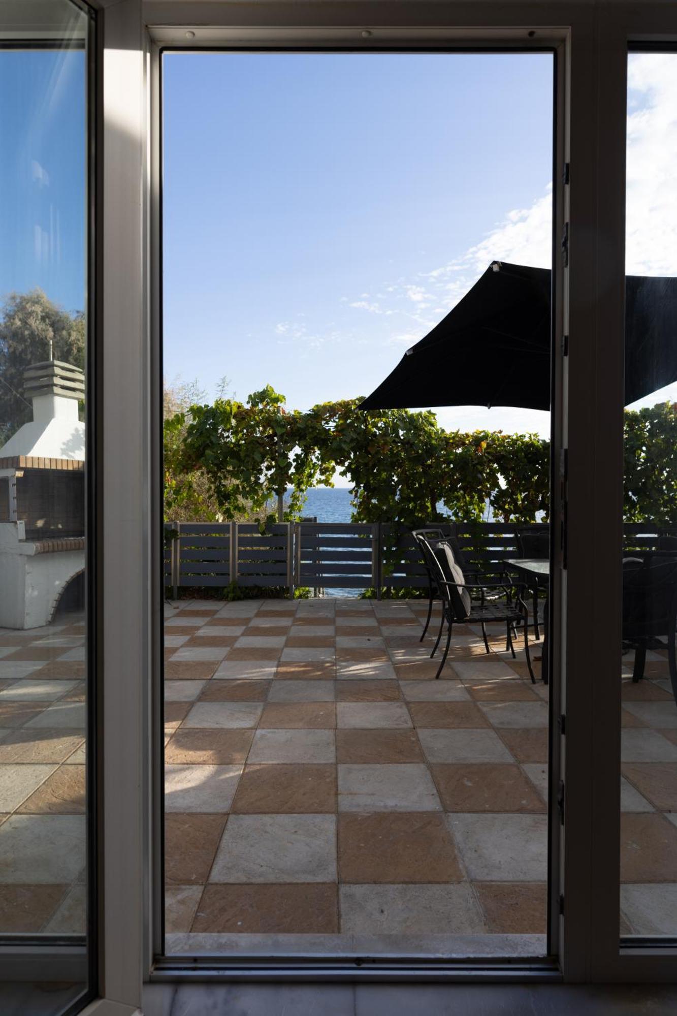 פלומרי Ammoudeli Apartments מראה חיצוני תמונה
